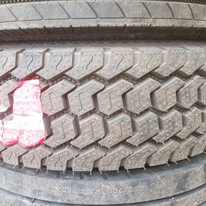 Liaolun Tyres 265/70R19. 5